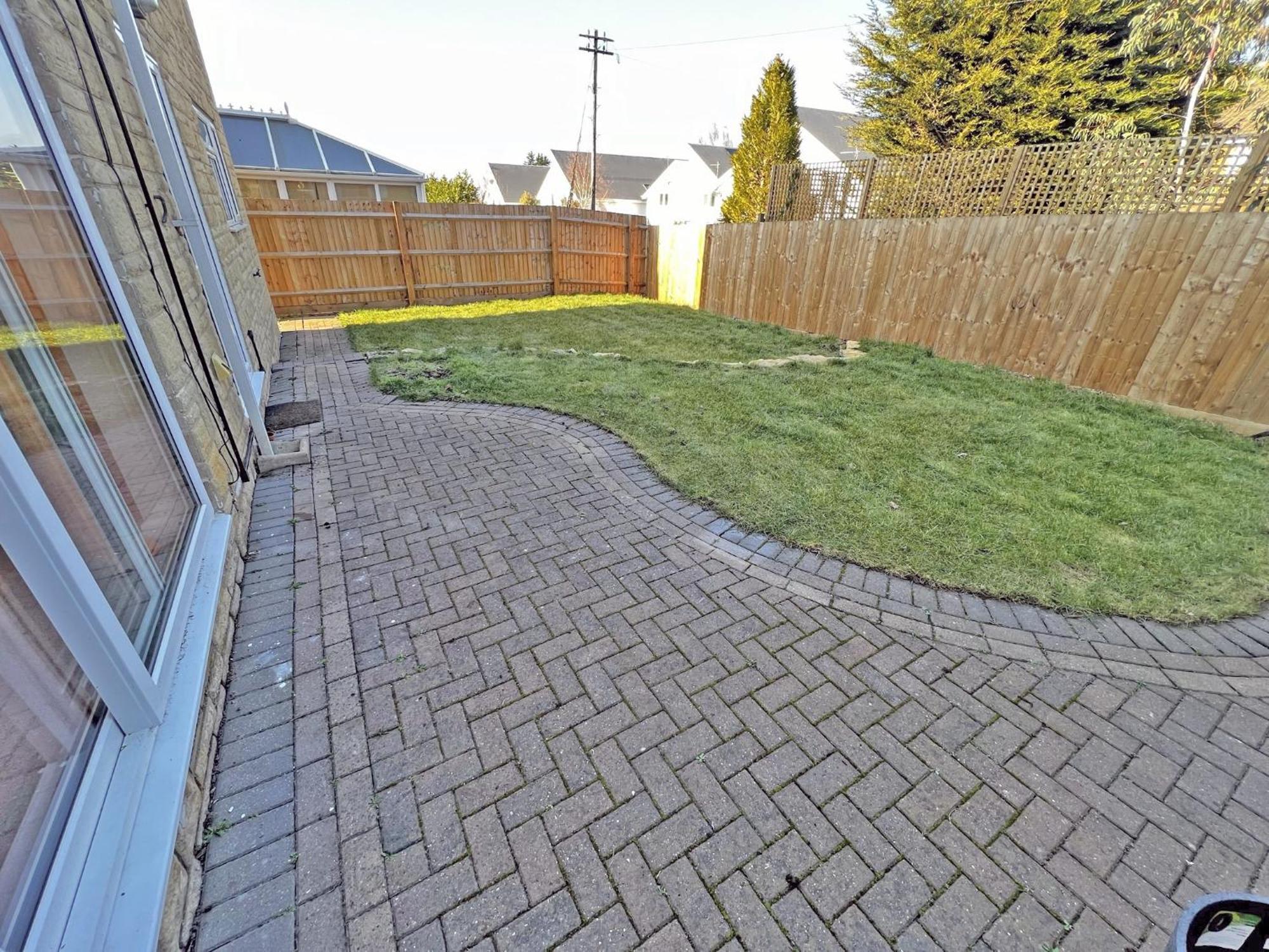 Premium Deal L Hill View Home L Last-Minute Offer L Cheltenham L Aj Properties L Perfect For Short Or Long Stays L 4Beds 4Bedrooms Exterior photo